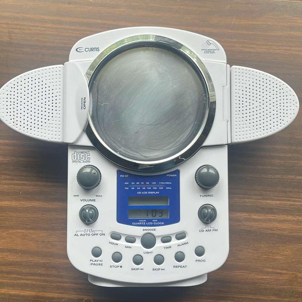 Curtis CD player shower radio with LCD click